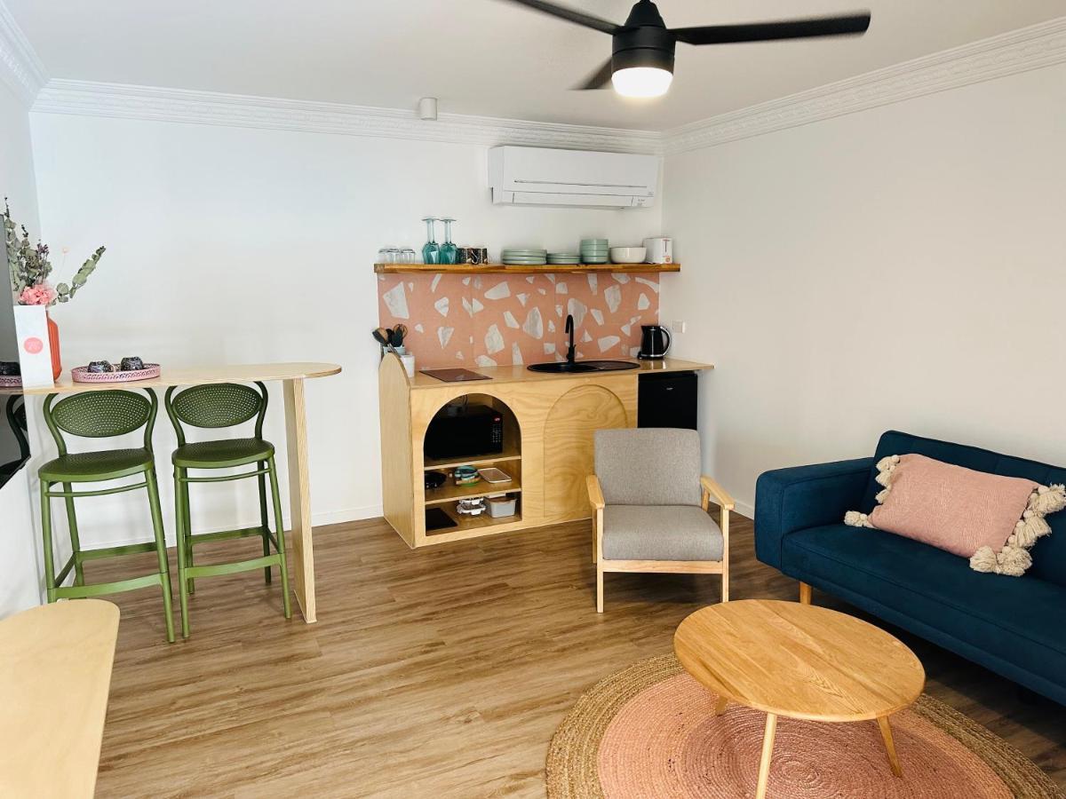 Tessa'S On The Beach Gold Coast Exterior foto